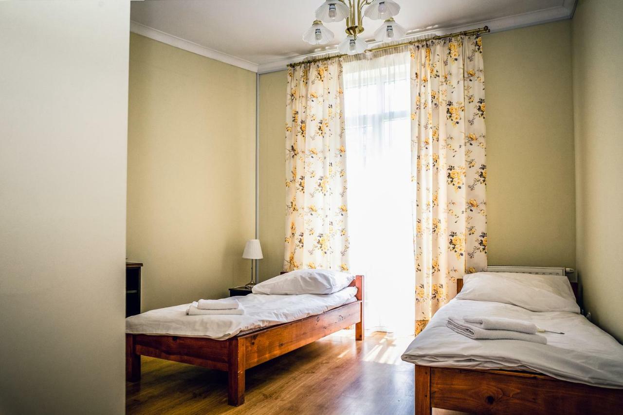 Hotel Hellada Kielce Exterior photo